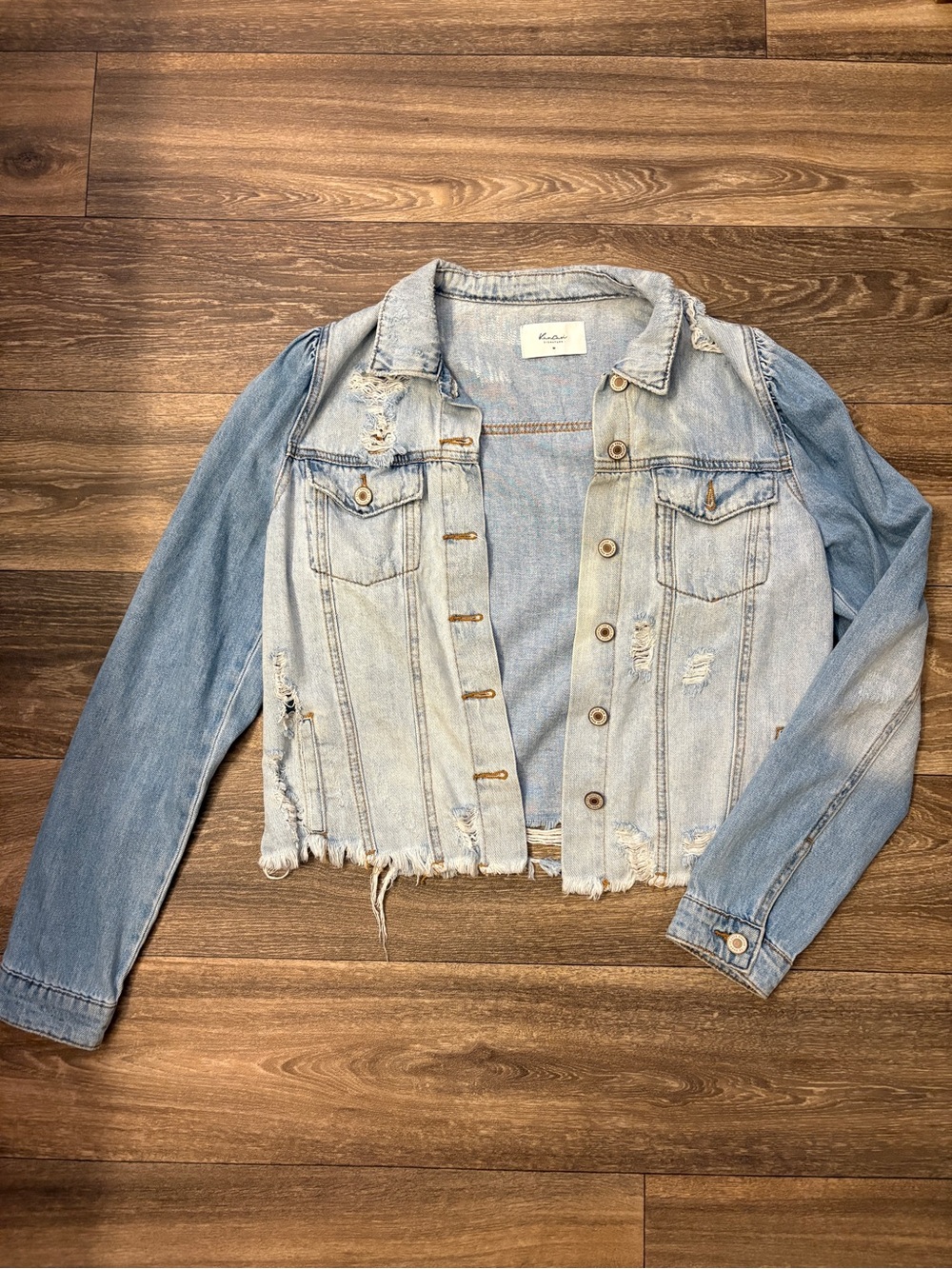 KanCan Distressed Denim Jacket Size M Light Wash Raw Hem